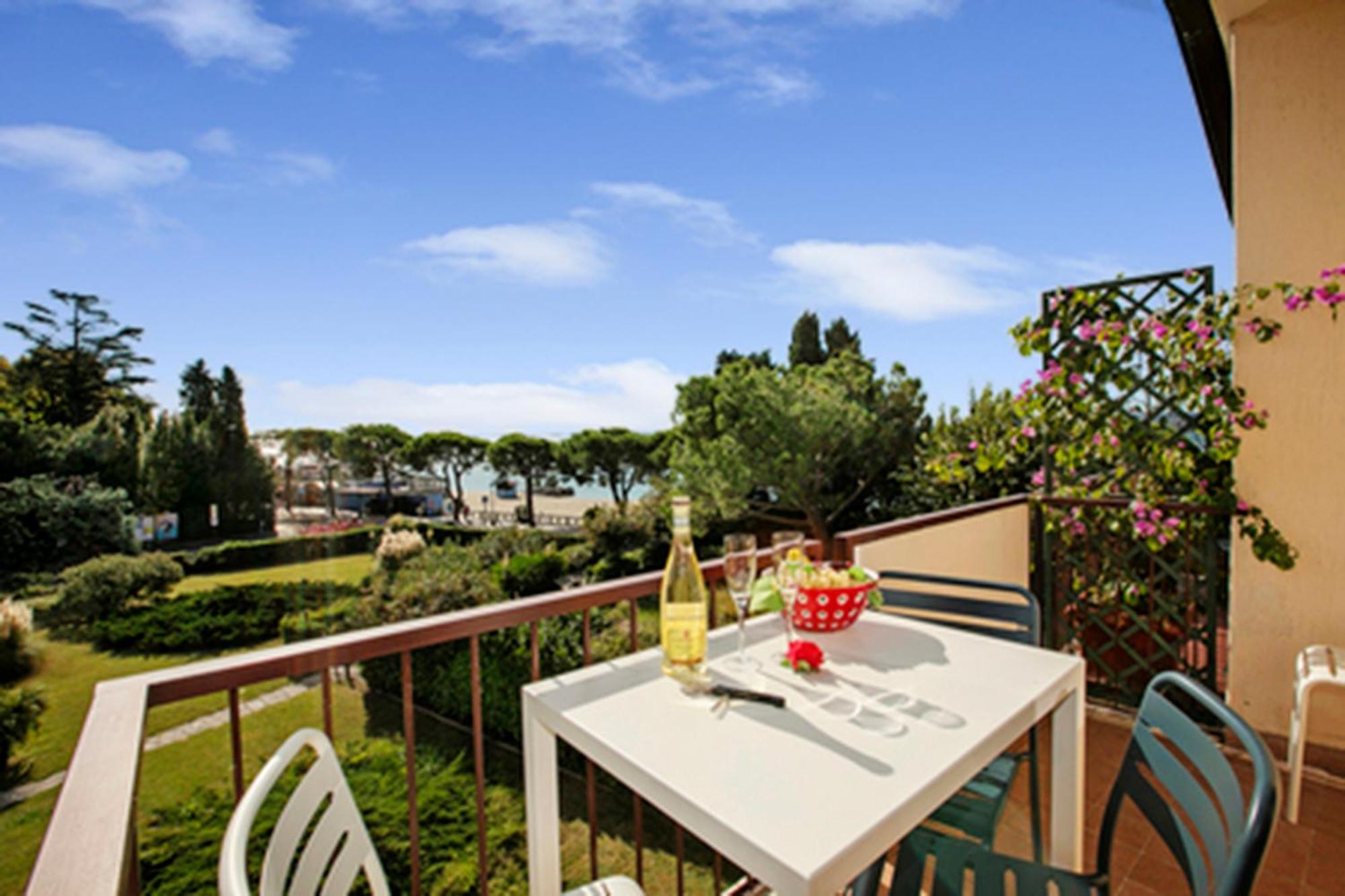Spiaggia Azzurro -Lakeside With Terrace - Happy Rentals Toscolano Maderno Zewnętrze zdjęcie